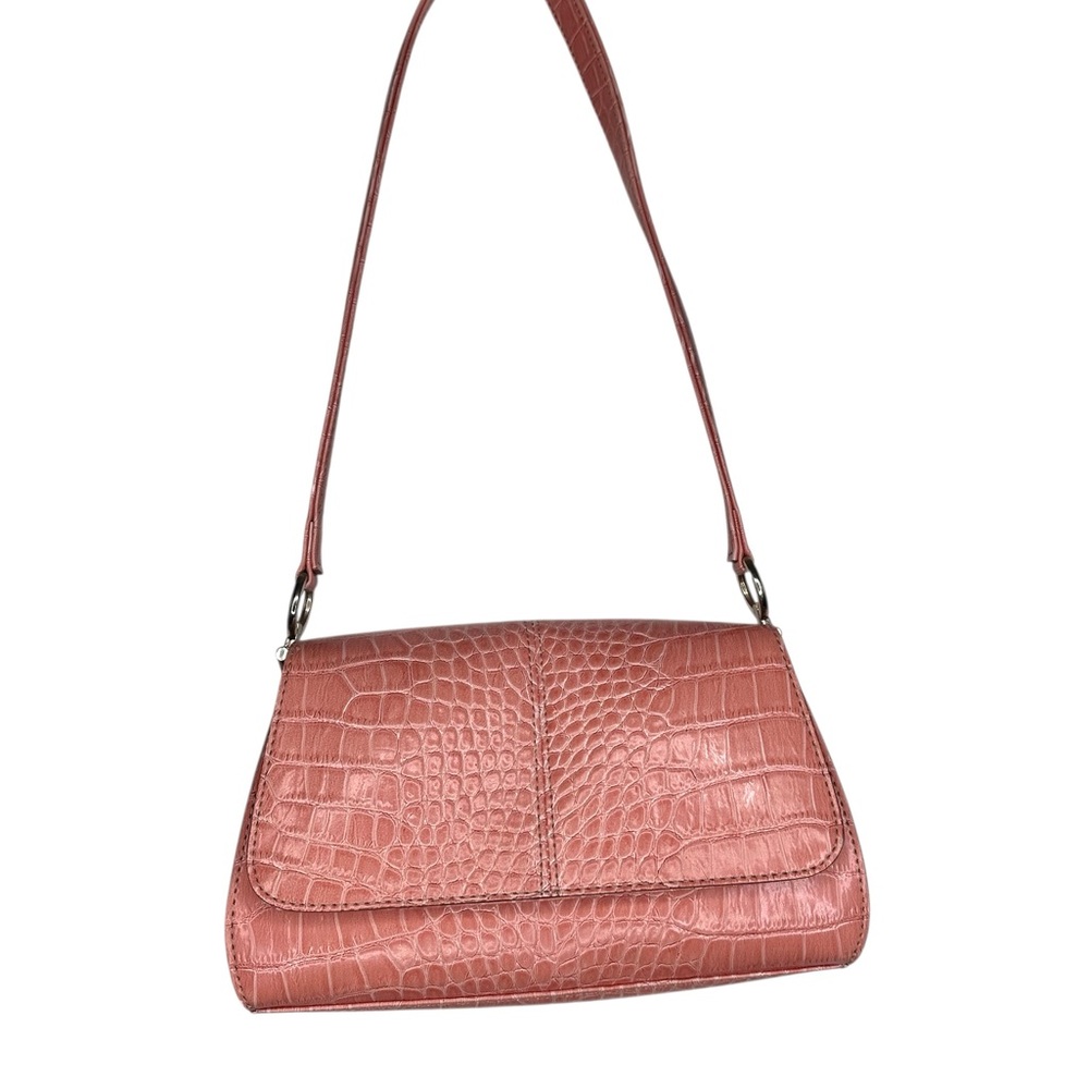 Chic Crocodile-Embossed Shoulder Bag in Rose